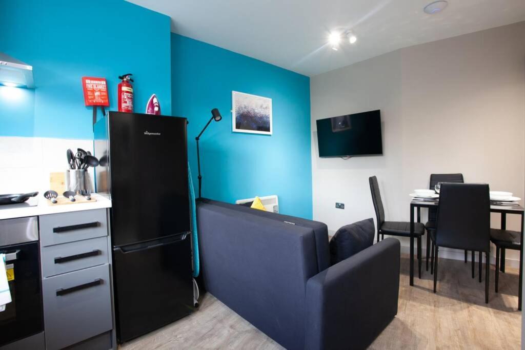 Stylish Central Location 2Bd Apartment ウィガン エクステリア 写真